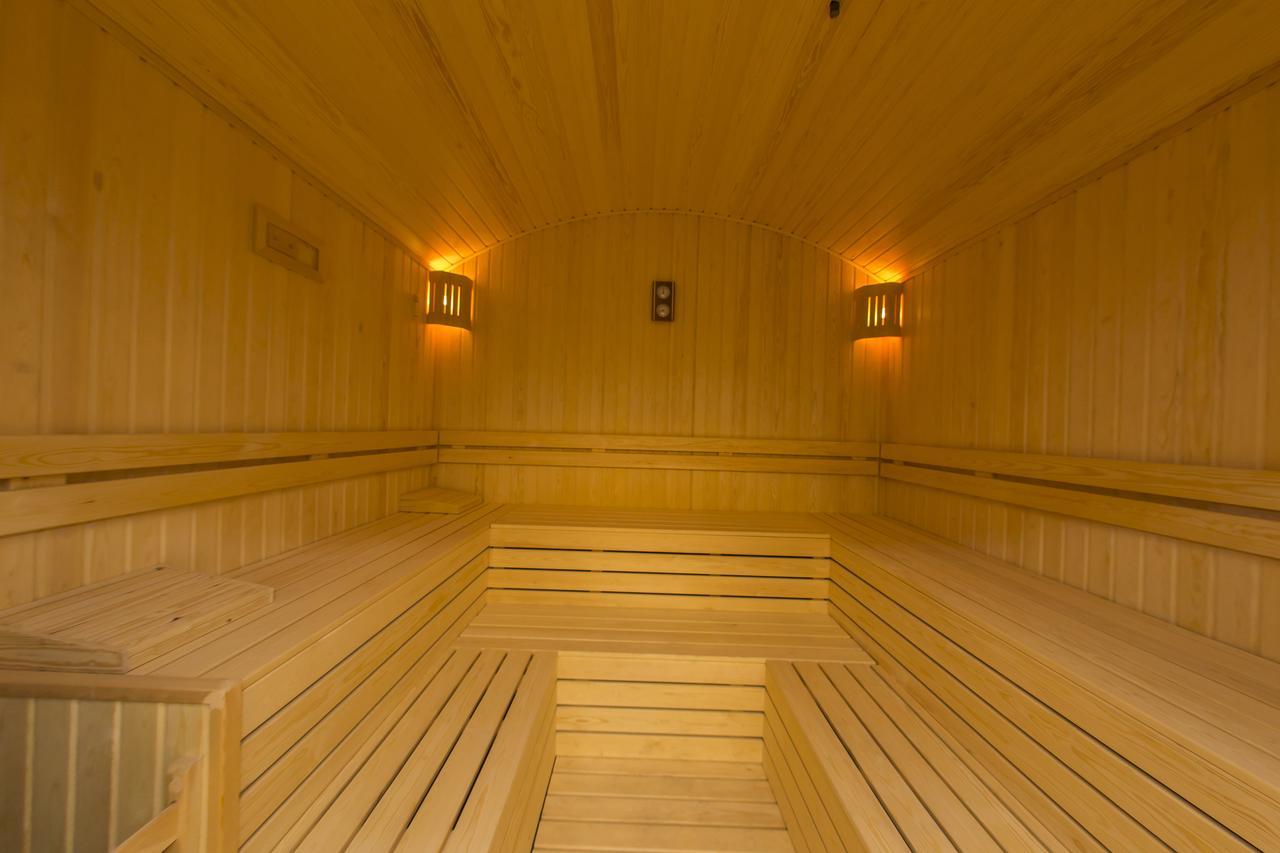 Gherdan Gold Hotel Коня Екстериор снимка