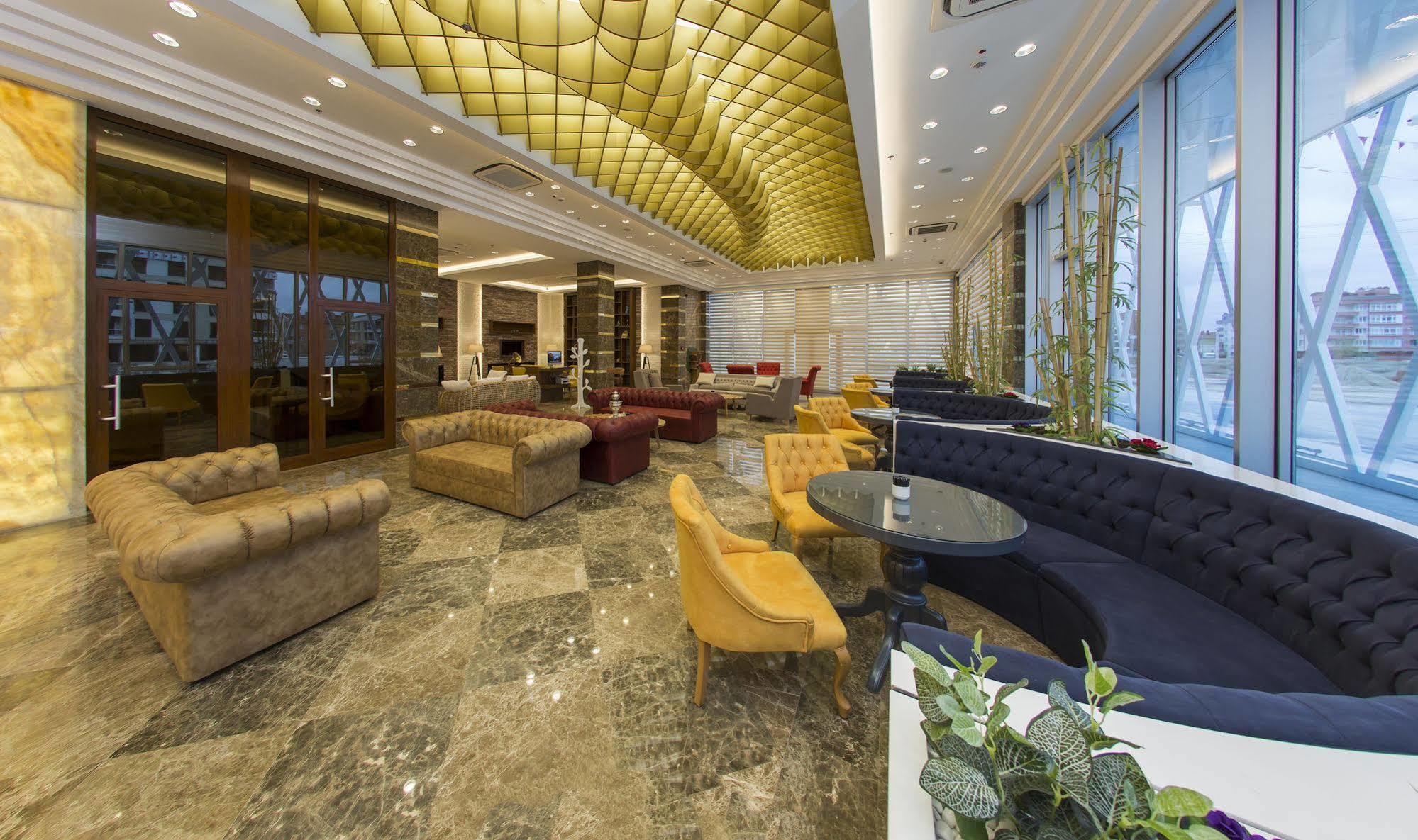 Gherdan Gold Hotel Коня Екстериор снимка